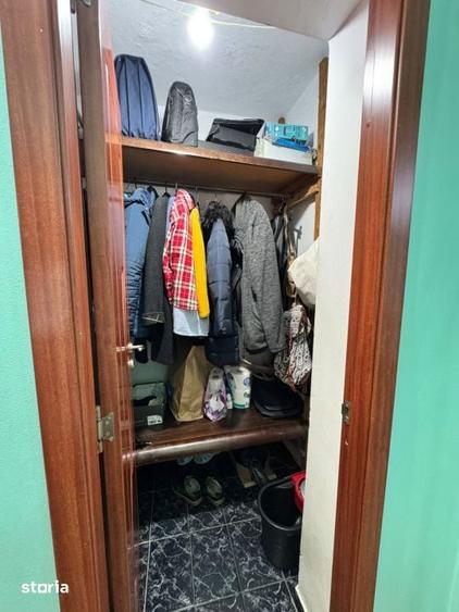 Apartament cu 3 camere semidecomandat în Săsar