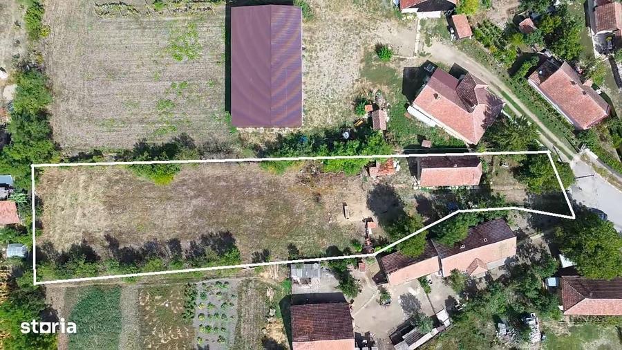 Casă cu 2 camere cu Teren 2232 Mp în Doba