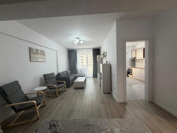 Apartament cu 2 camere semidecomandat în Păcii