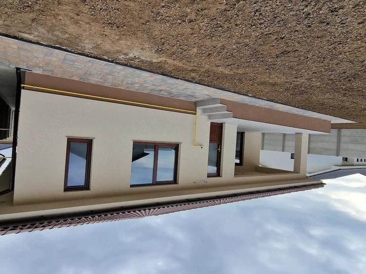 Casă cu Teren 501 Mp în Sântandrei