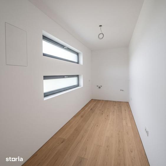 Casă cu 4 camere cu Teren 650 Mp în Central