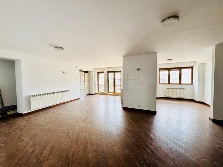 Apartament cu 3 camere în Dorobanți