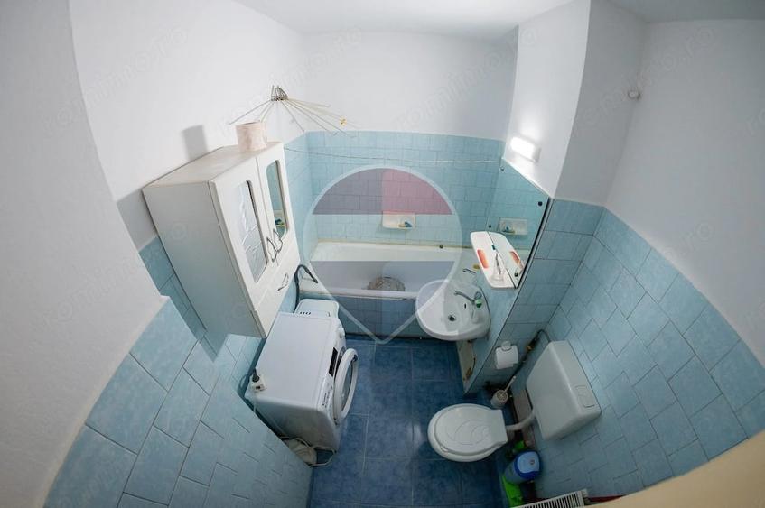 Apartament cu 2 camere decomandat în Vitrometan