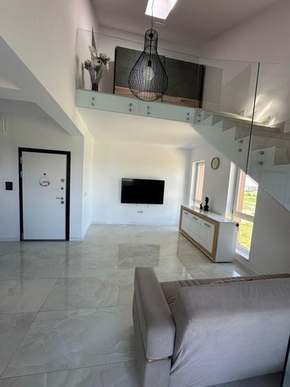 Apartament cu 3 camere decomandat în Giroc