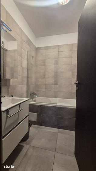 Apartament cu 2 camere decomandat în Parcul Carol