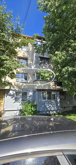 Garsonieră decomandată în Coman