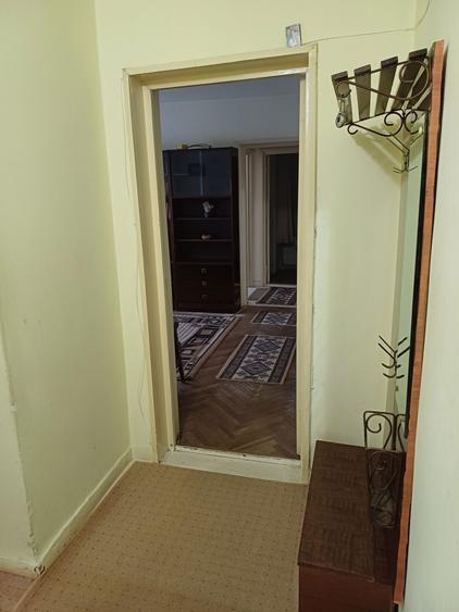Apartament cu 2 camere nedecomandat în Micro 9