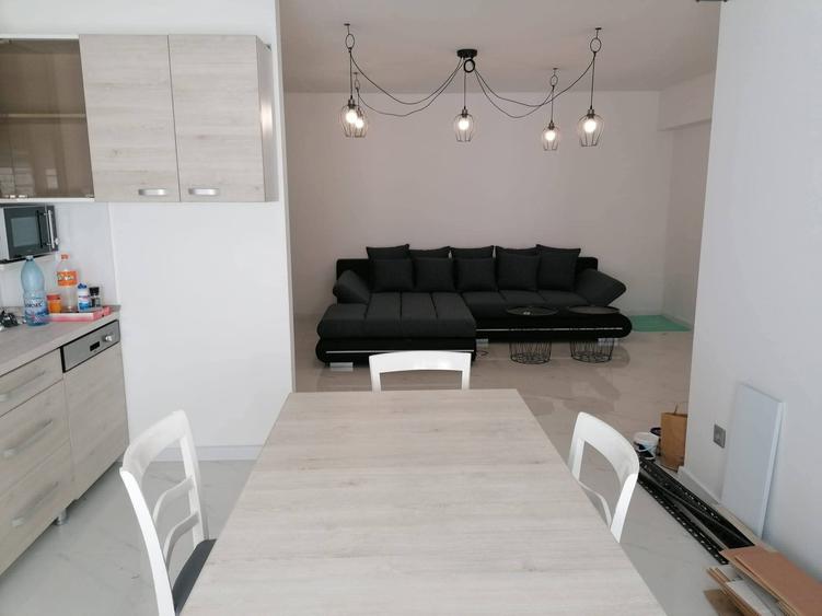 Apartament cu 2 camere decomandat în Bună Ziua