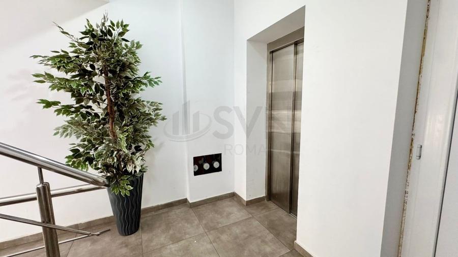 Apartament cu 2 camere semidecomandat, mobilat în Tei
