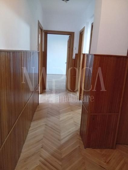Apartament cu 3 camere decomandat în Cantemir