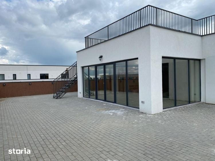 Apartament cu 4 camere semidecomandat în Dâmbul Rotund