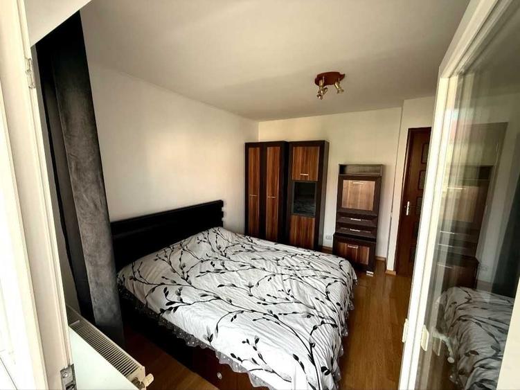 Apartament cu 2 camere decomandat în Noua