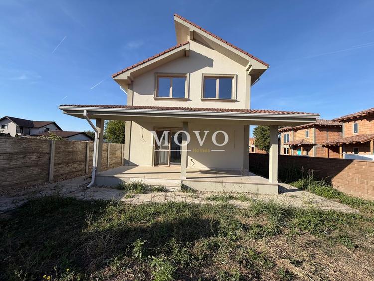 Casă individuală cu 5 camere cu Canalizare în Săcălaz