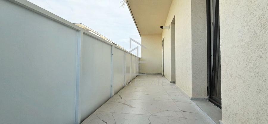 Apartament cu 3 camere semidecomandat în Florești