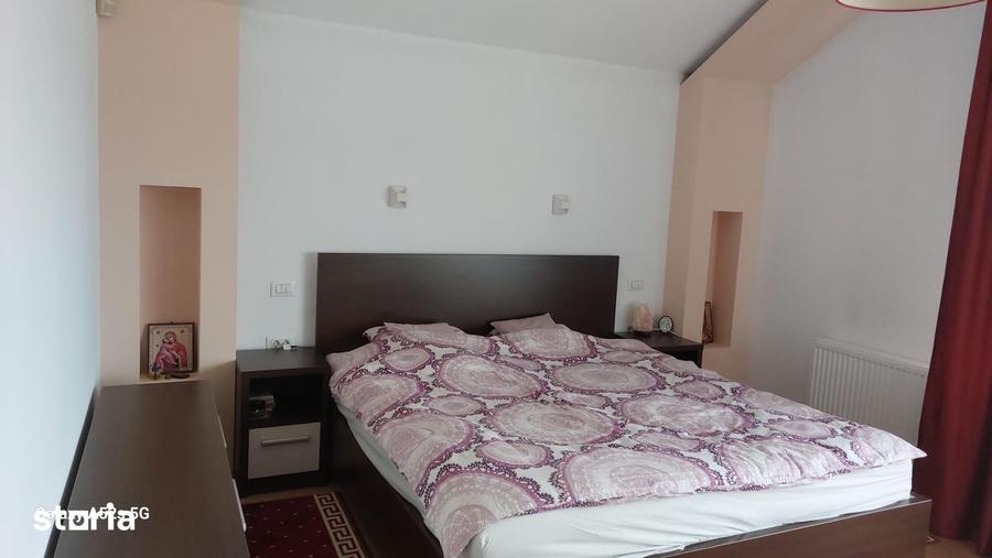 Casă cu 4 camere cu Teren 1367 Mp în Balotești