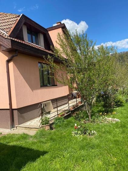 Casă cu 4 camere în Voiniceni