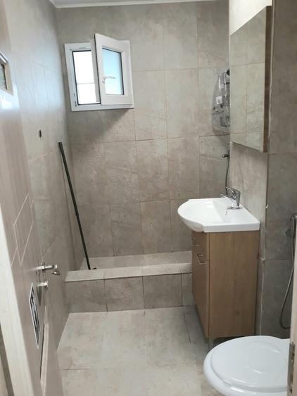 Apartament semidecomandat în Sud