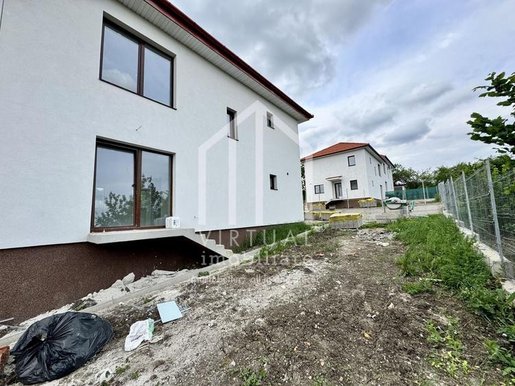 Duplex cu 4 camere cu Canalizare în Șura Mică