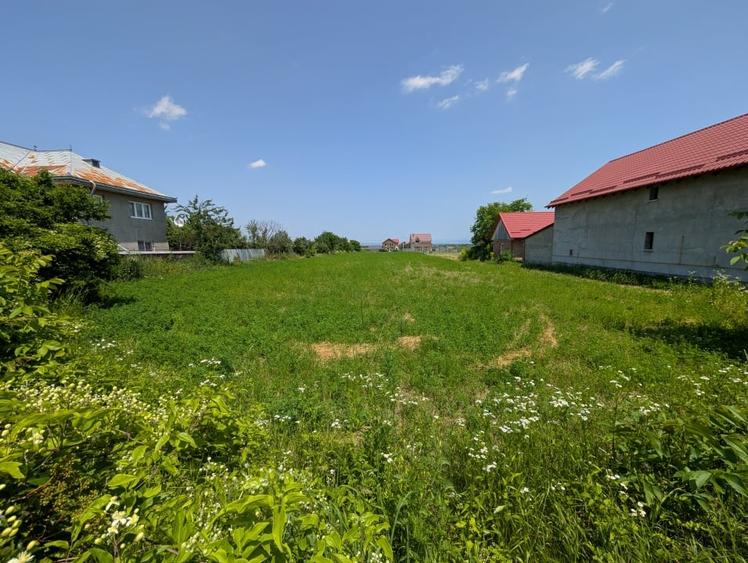 Teren Construcții intravilan de 4600 mp, în Vest