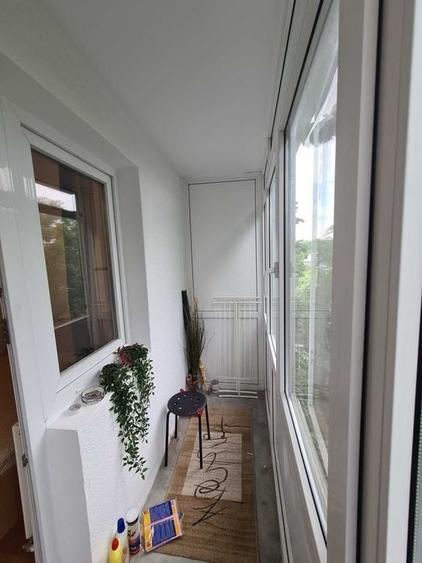 Apartament cu 2 camere decomandat, mobilat în Victoriei