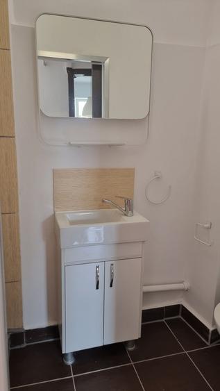 Apartament cu 4 camere decomandat în Kogălniceanu