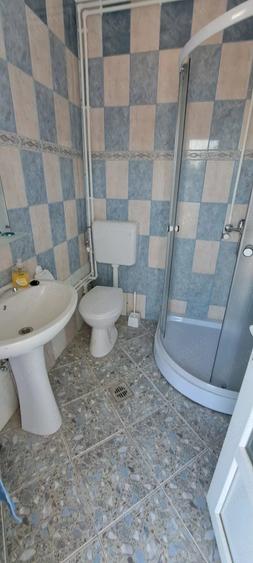 Casă cu 6 camere în Sud