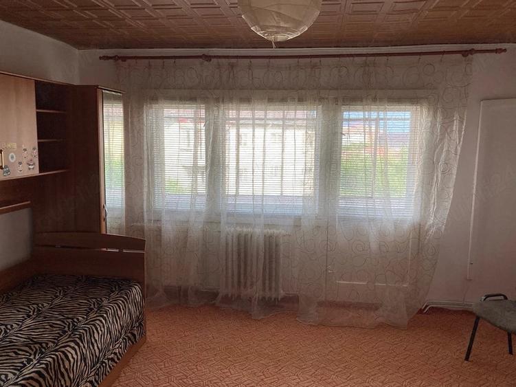 Apartament cu 2 camere decomandat în Steaua