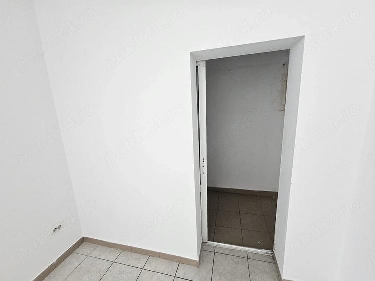 Spațiu comercial, de 53 mp, în Micro 21