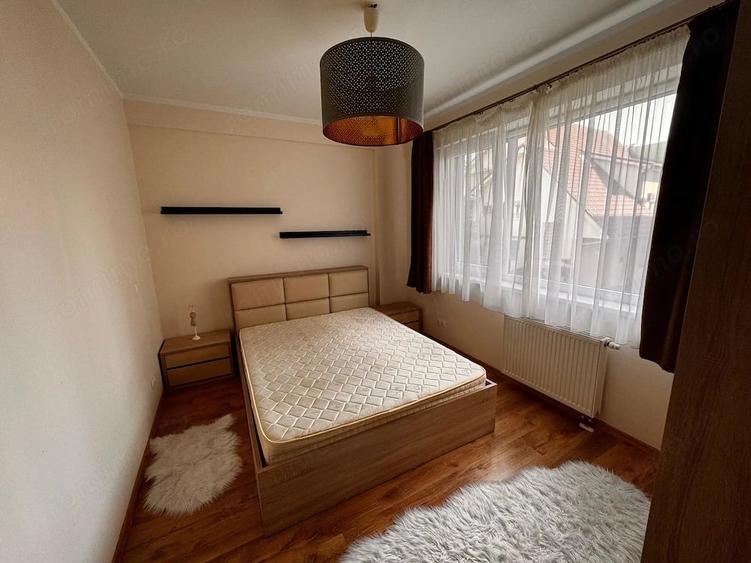 Apartament cu 2 camere decomandat în Complex Studențesc