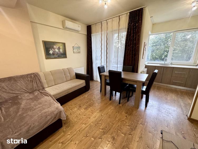 Apartament cu 3 camere decomandat în UTA