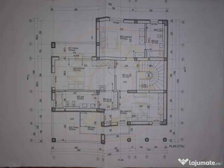 Casa la ro?u cu posibilitate de personalizare proprie-tere - 2
