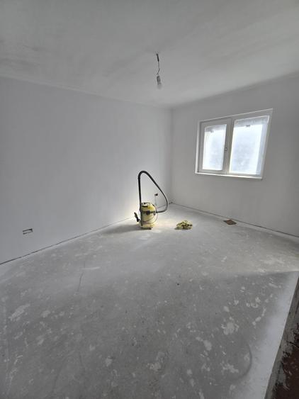 Casă individuală cu 4 camere cu Teren 400 Mp în Mărgineni