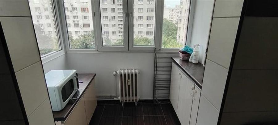 Apartament cu 3 camere decomandat în Nicolae Grigorescu