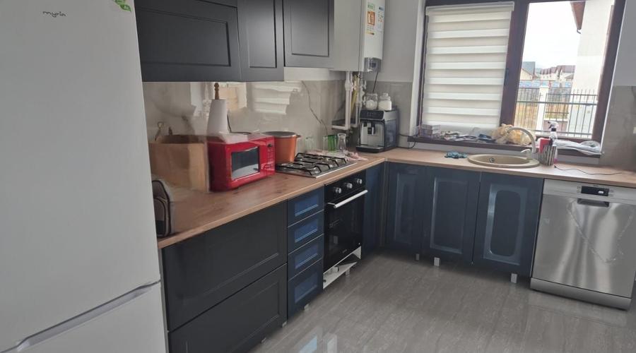 Casă cu 3 camere în Tărlungeni