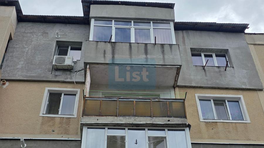 Apartament cu 2 camere semidecomandat în Crihala