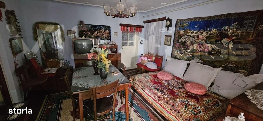 Casă cu 3 camere în Central