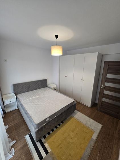 Apartament cu 2 camere decomandat în Jiului