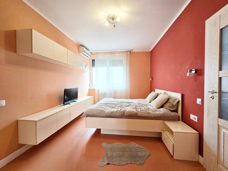 Apartament cu 3 camere în Banu Mărăcine