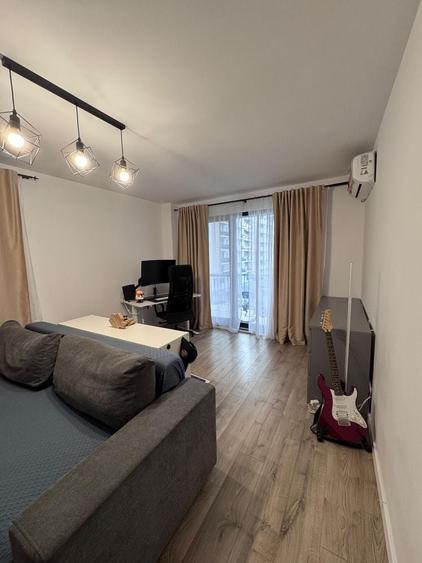 Apartament cu 2 camere decomandat în Florești