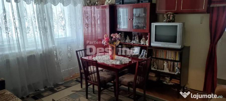 APARTAMENT CU 2 CAMERE SEMIDECOMANDAT ZONA FOARTE BUNA - 3