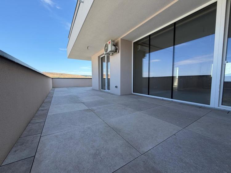 Penthouse de 3 camere, 81 mp, zona Ceta?ii - 5