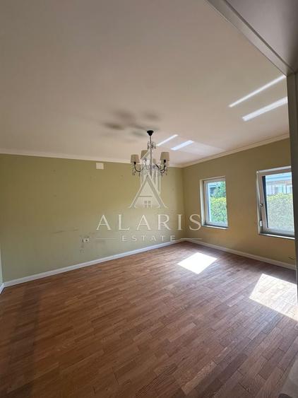 Duplex cu 4 camere cu Canalizare în Braytim