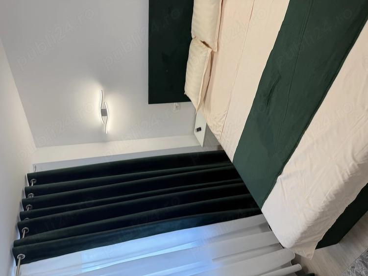 Apartament cu 4 camere decomandat în Central