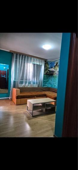 Garsoniera la mansarda de inchiriat, Inel II, langa scoala 39 - 2