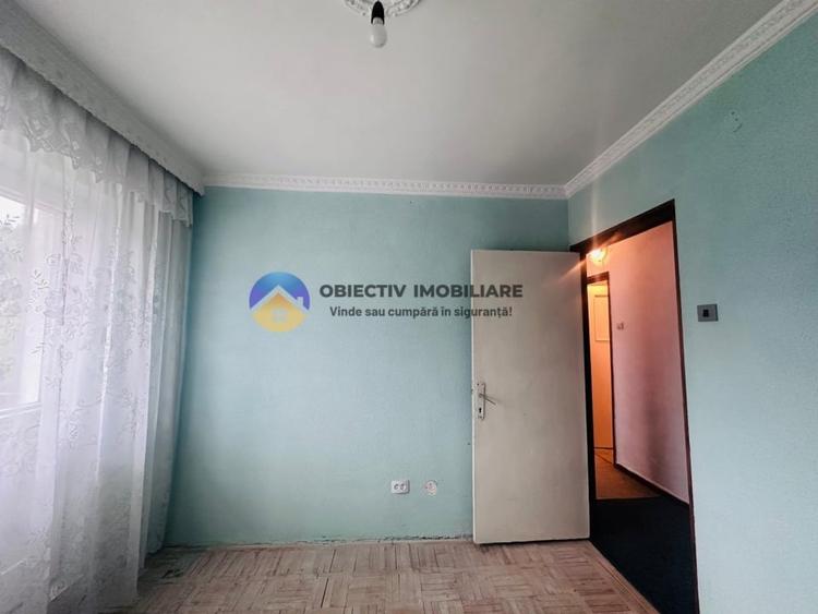 Apartament cu 4 camere decomandat în Durău