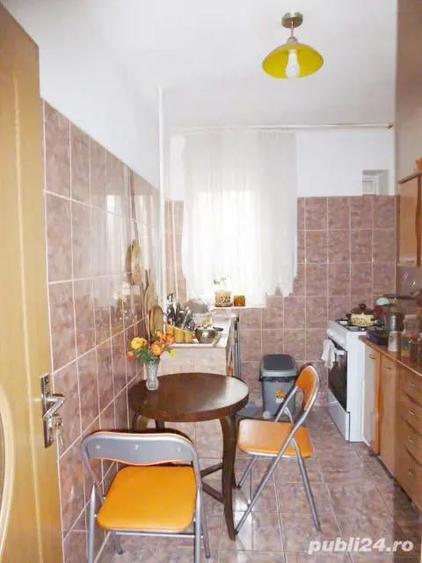 Apartament 2 camere Etaj 1 - central- str.Regina Maria - 2