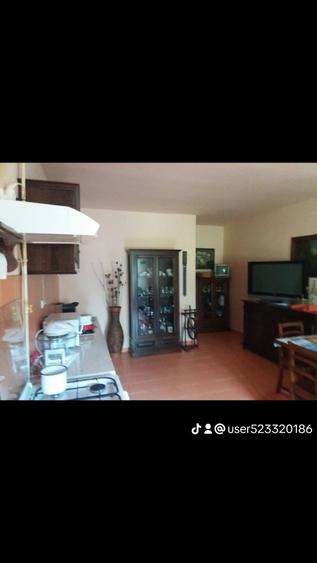Casă cu 4 camere în Coroi