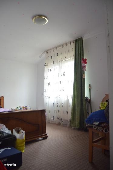 Casă cu 4 camere cu Teren 186 Mp în Valea Alba