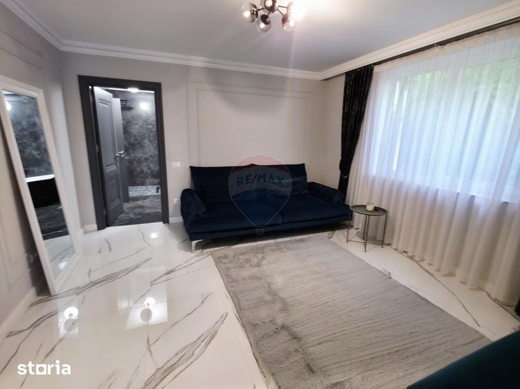Apartament cu 5 camere în Precista