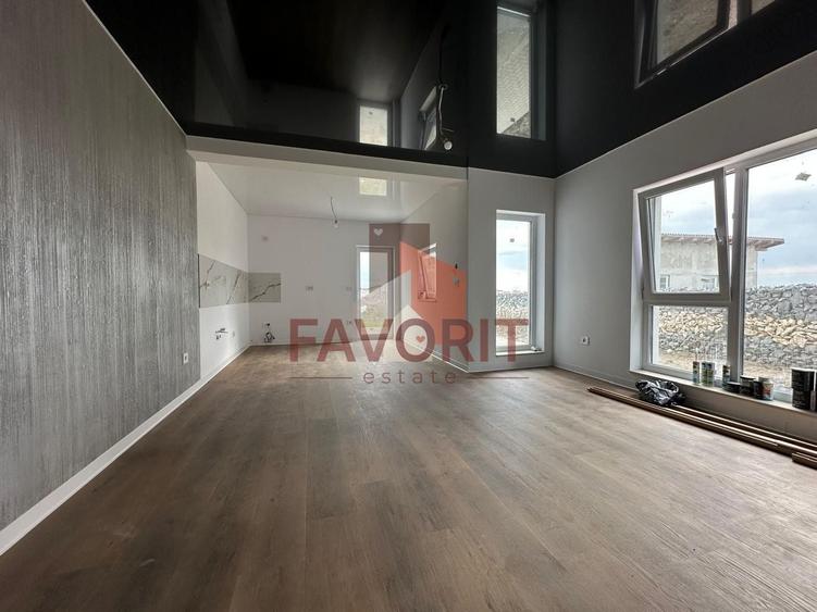 Duplex cu 4 camere cu Canalizare în Săcălaz